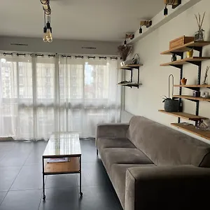 Appartement Terrasse Avec Vue, Proche Bercy-paris, 3 Pieces Spacieux Et Confort